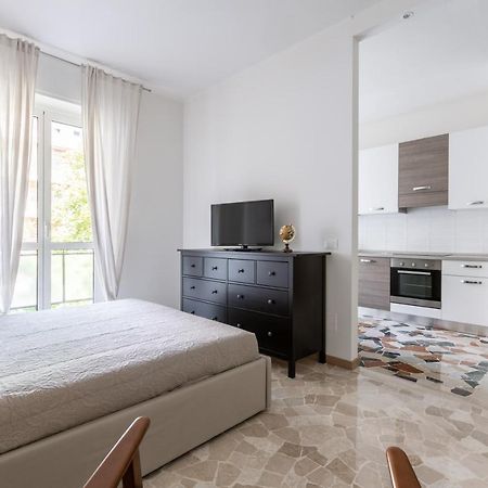Piazzale Udine Balcony Apt Milán Exterior foto